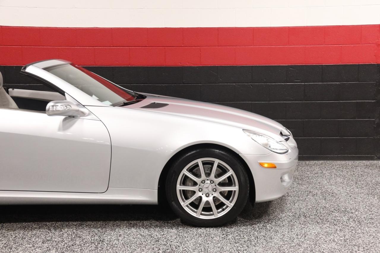 2005 Mercedes-Benz SLK 350 2dr Roadster Skokie IL