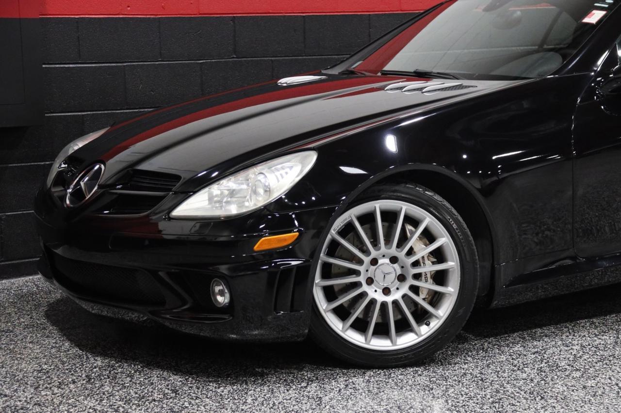 2005 Mercedes-Benz SLK 55 AMG 2dr Roadster Skokie IL
