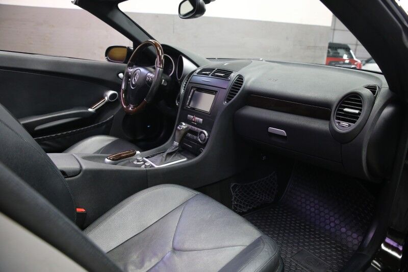 2005 Mercedes-Benz SLK-Class Plainview NY