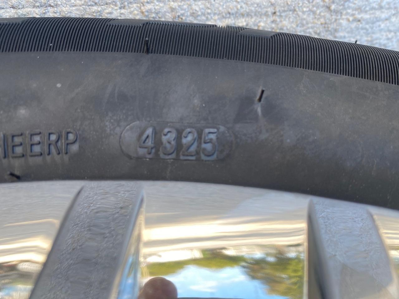 2005 Mercury Grand Marquis GS LOW MILES 49,348 Pompano Beach FL