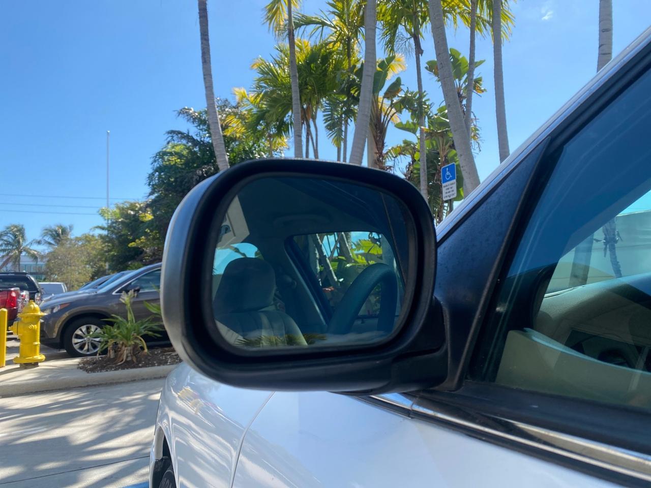 2005 Mercury Grand Marquis GS LOW MILES 49,348 Pompano Beach FL