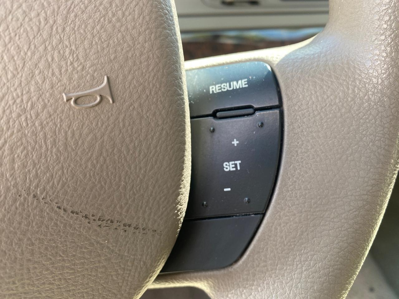 2005 Mercury Grand Marquis GS LOW MILES 49,348 Pompano Beach FL