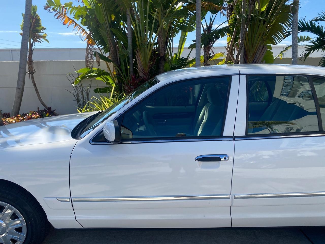 2005 Mercury Grand Marquis GS LOW MILES 49,348 Pompano Beach FL