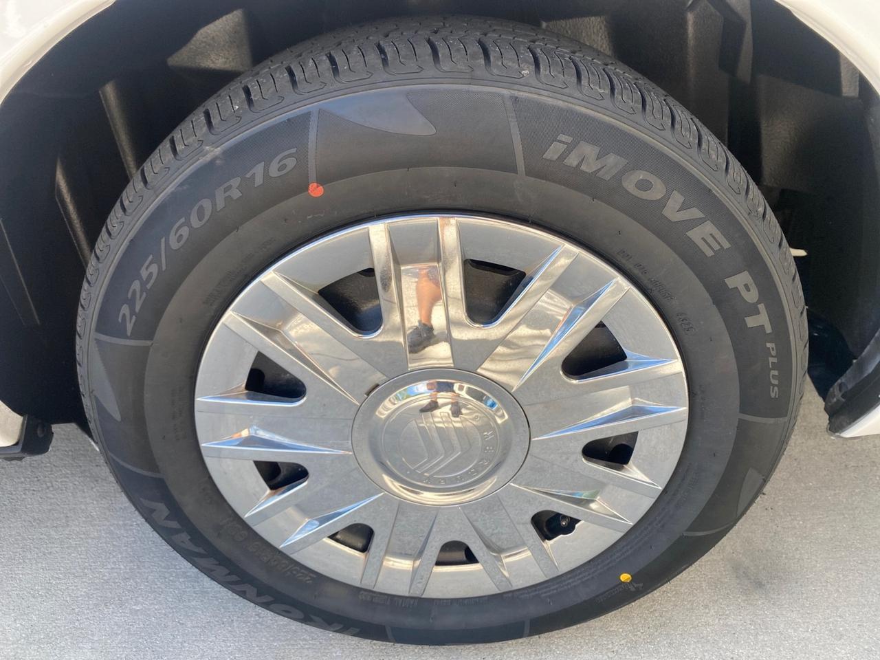 2005 Mercury Grand Marquis GS LOW MILES 49,348 Pompano Beach FL