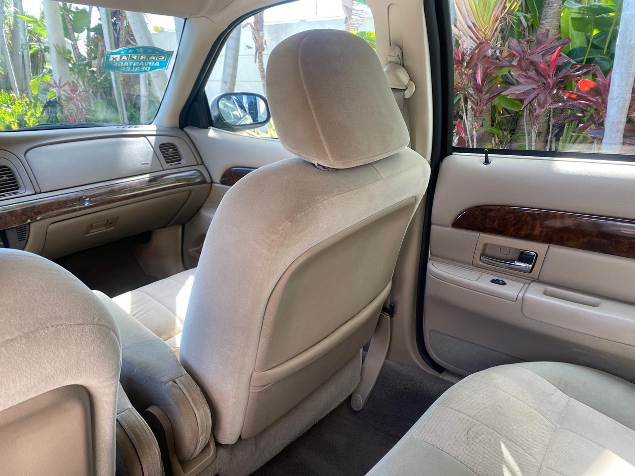 2005 Mercury Grand Marquis GS LOW MILES 49,348 Pompano Beach FL