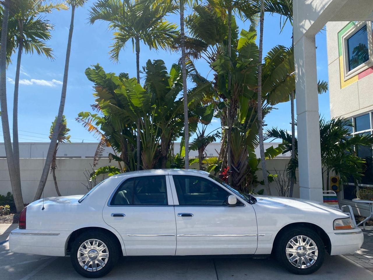 2005 Mercury Grand Marquis GS LOW MILES 49,348 Pompano Beach FL