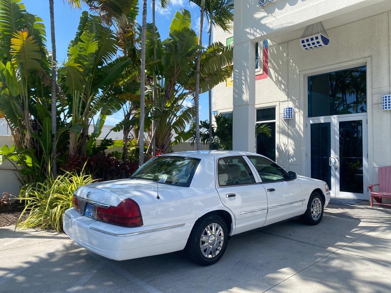 2005 Mercury Grand Marquis GS LOW MILES 49,348 Pompano Beach FL