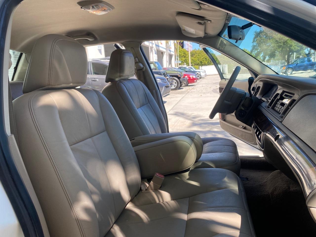 2005 Mercury Grand Marquis GS LOW MILES 62,190 Pompano Beach FL