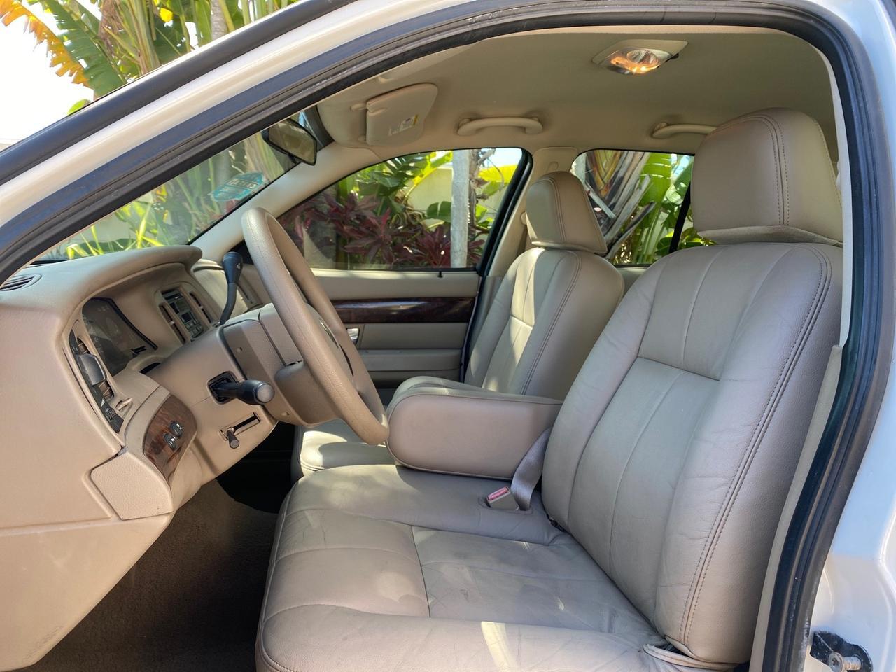 2005 Mercury Grand Marquis GS LOW MILES 62,190 Pompano Beach FL