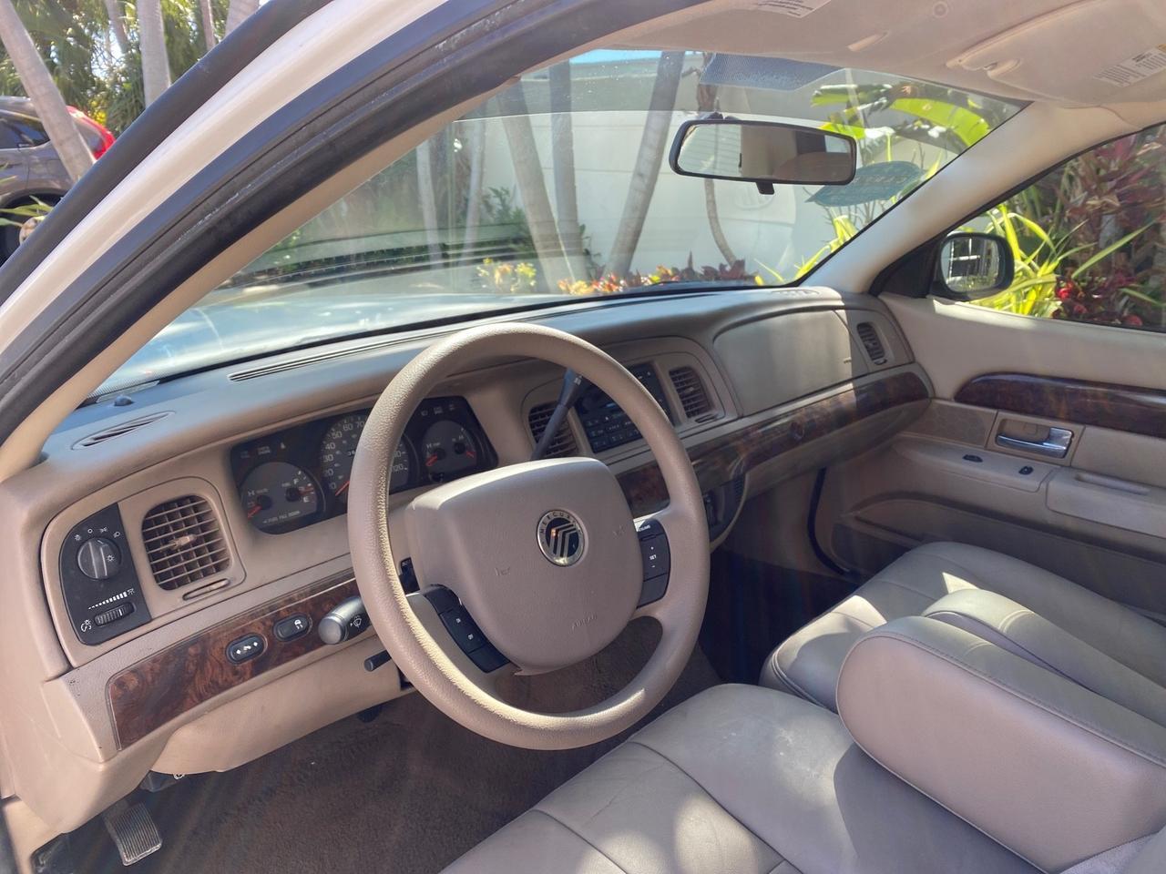 2005 Mercury Grand Marquis GS LOW MILES 62,190 Pompano Beach FL