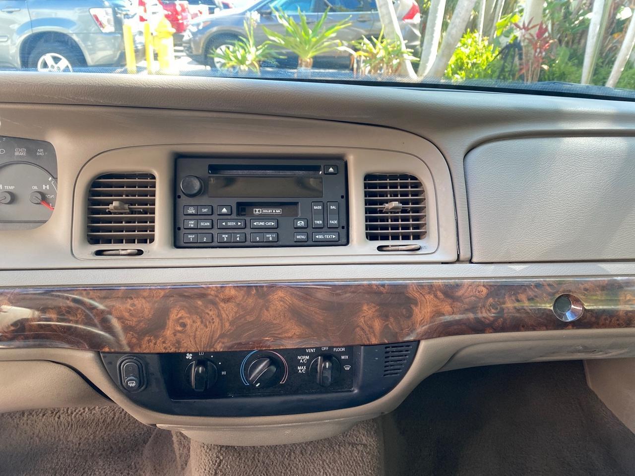 2005 Mercury Grand Marquis GS LOW MILES 62,190 Pompano Beach FL