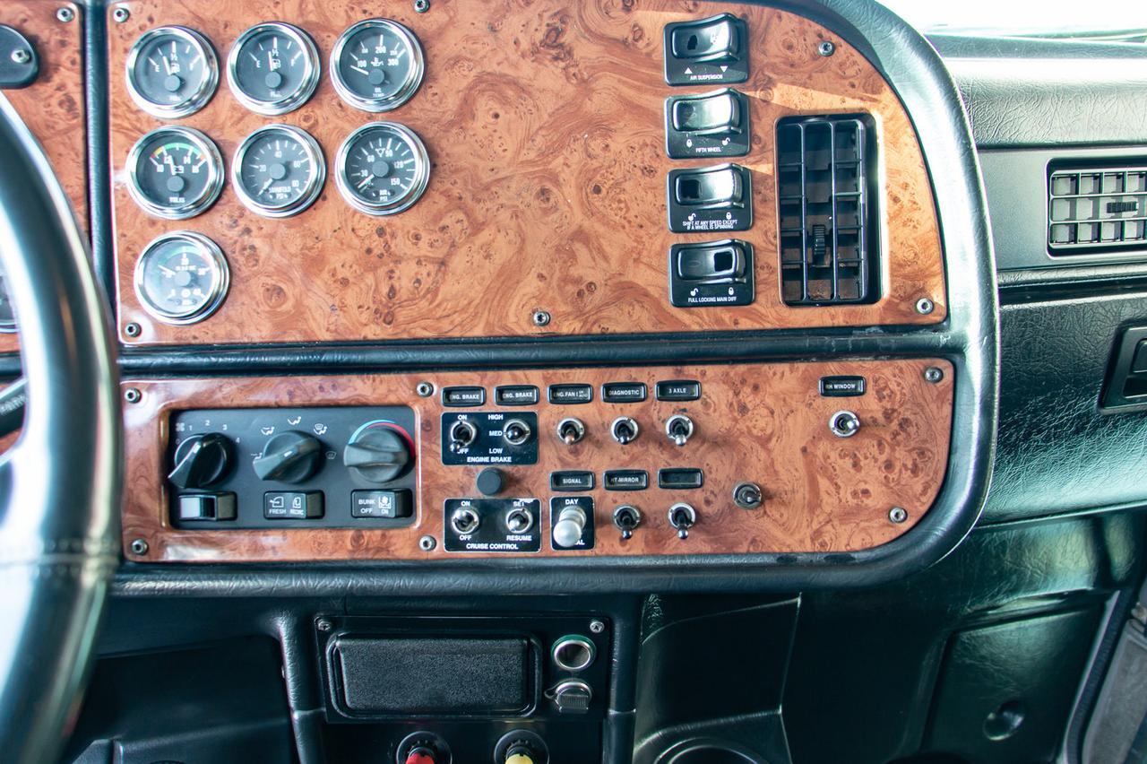 2005 Peterbilt 378 TA Sleeper Tractor Red Deer AB