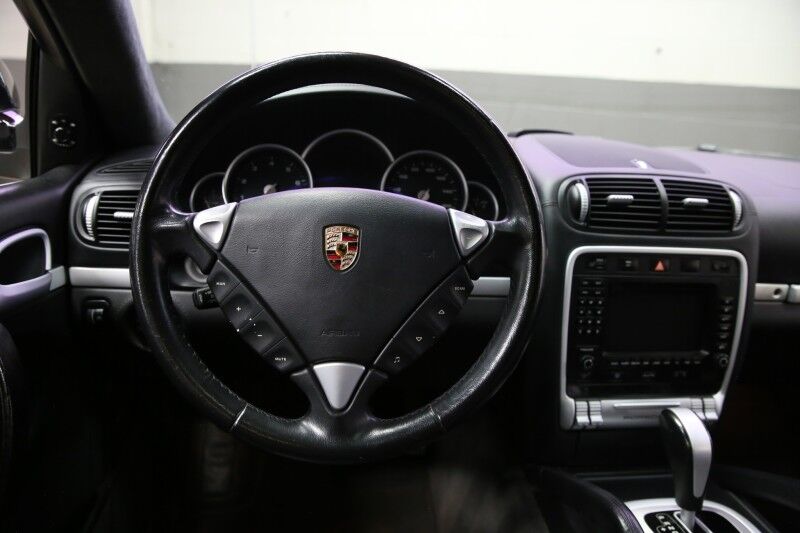 2005 Porsche Cayenne Turbo Plainview NY