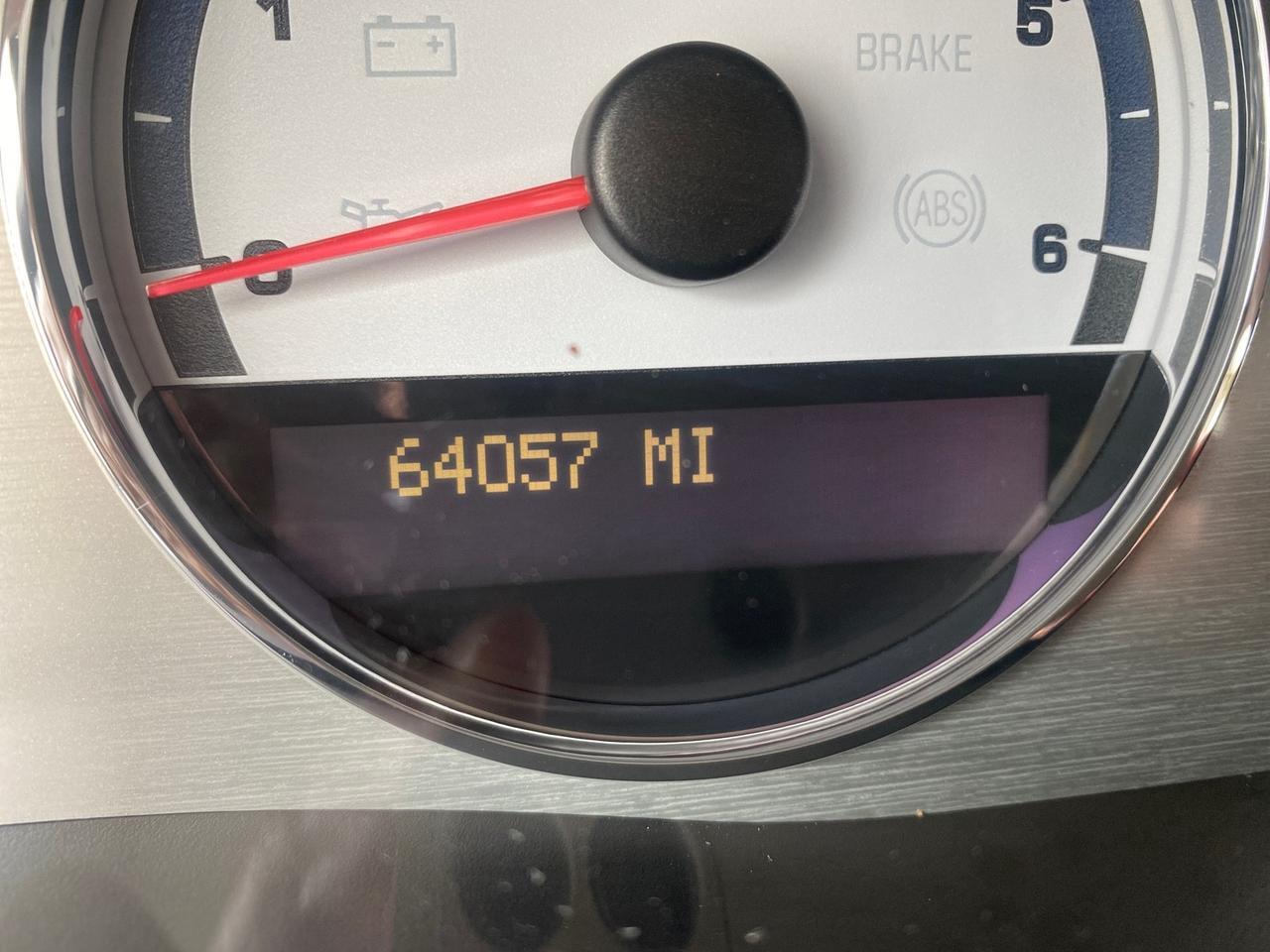 2005 Saturn Relay Relay 2 VAN LOW MILES 64,057 1 OWNER Pompano Beach FL