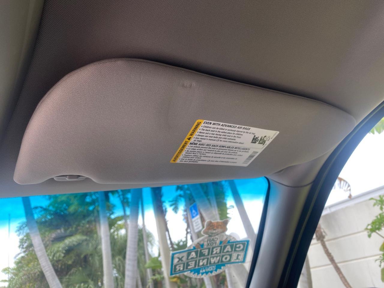 2005 Saturn Relay Relay 2 VAN LOW MILES 64,057 1 OWNER Pompano Beach FL