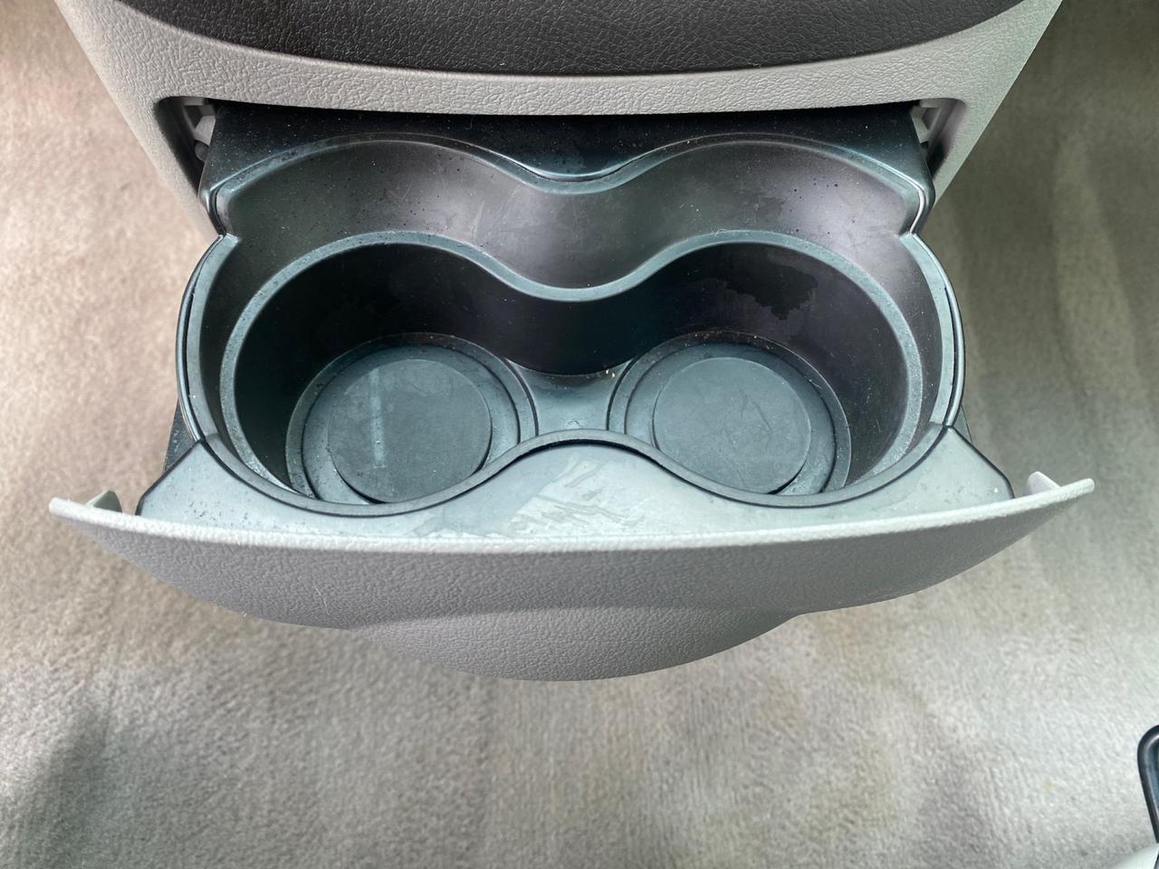 2005 Saturn Relay Relay 2 VAN LOW MILES 64,057 1 OWNER Pompano Beach FL