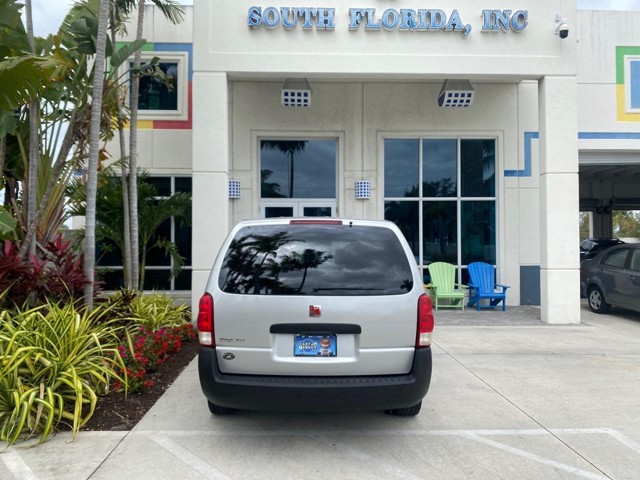 2005 Saturn Relay Relay 2 VAN LOW MILES 64,057 1 OWNER Pompano Beach FL