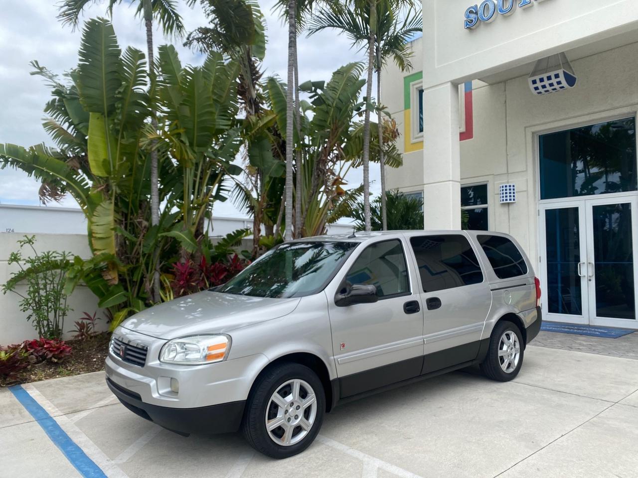2005 Saturn Relay Relay 2 VAN LOW MILES 64,057 1 OWNER Pompano Beach FL