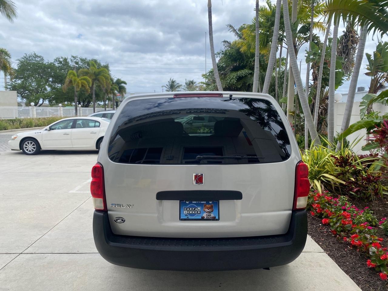 2005 Saturn Relay Relay 2 VAN LOW MILES 64,057 1 OWNER Pompano Beach FL