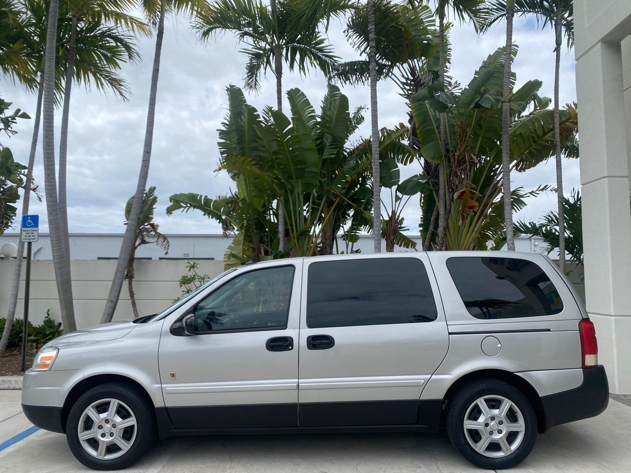 2005 Saturn Relay Relay 2 VAN LOW MILES 64,057 1 OWNER Pompano Beach FL