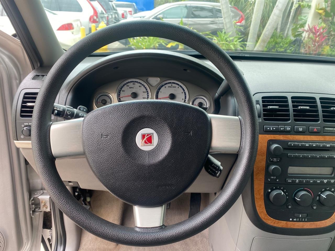 2005 Saturn Relay Relay 2 VAN LOW MILES 64,057 1 OWNER Pompano Beach FL