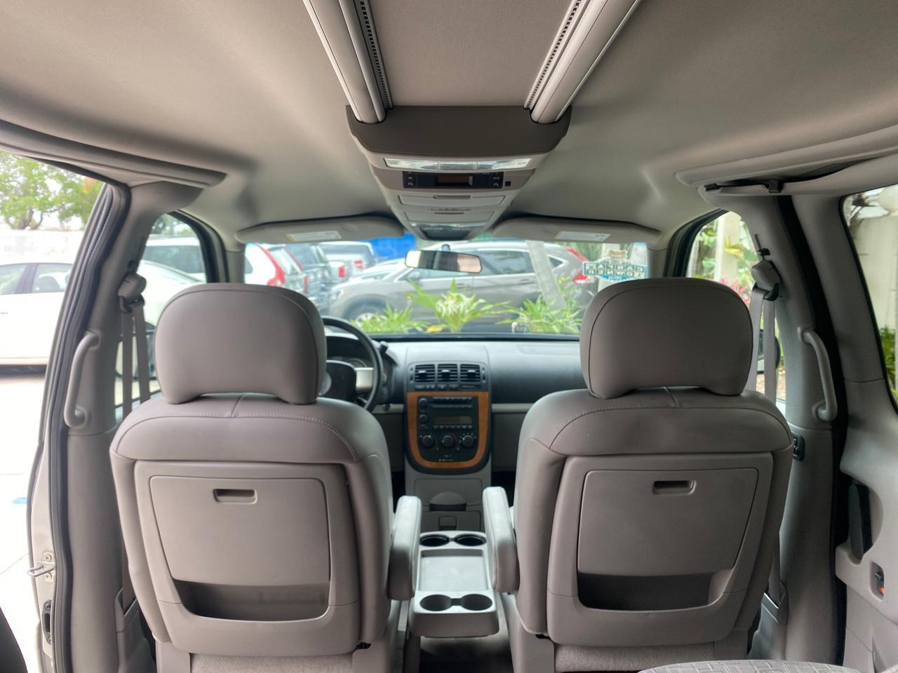 2005 Saturn Relay Relay 2 VAN LOW MILES 64,057 1 OWNER Pompano Beach FL