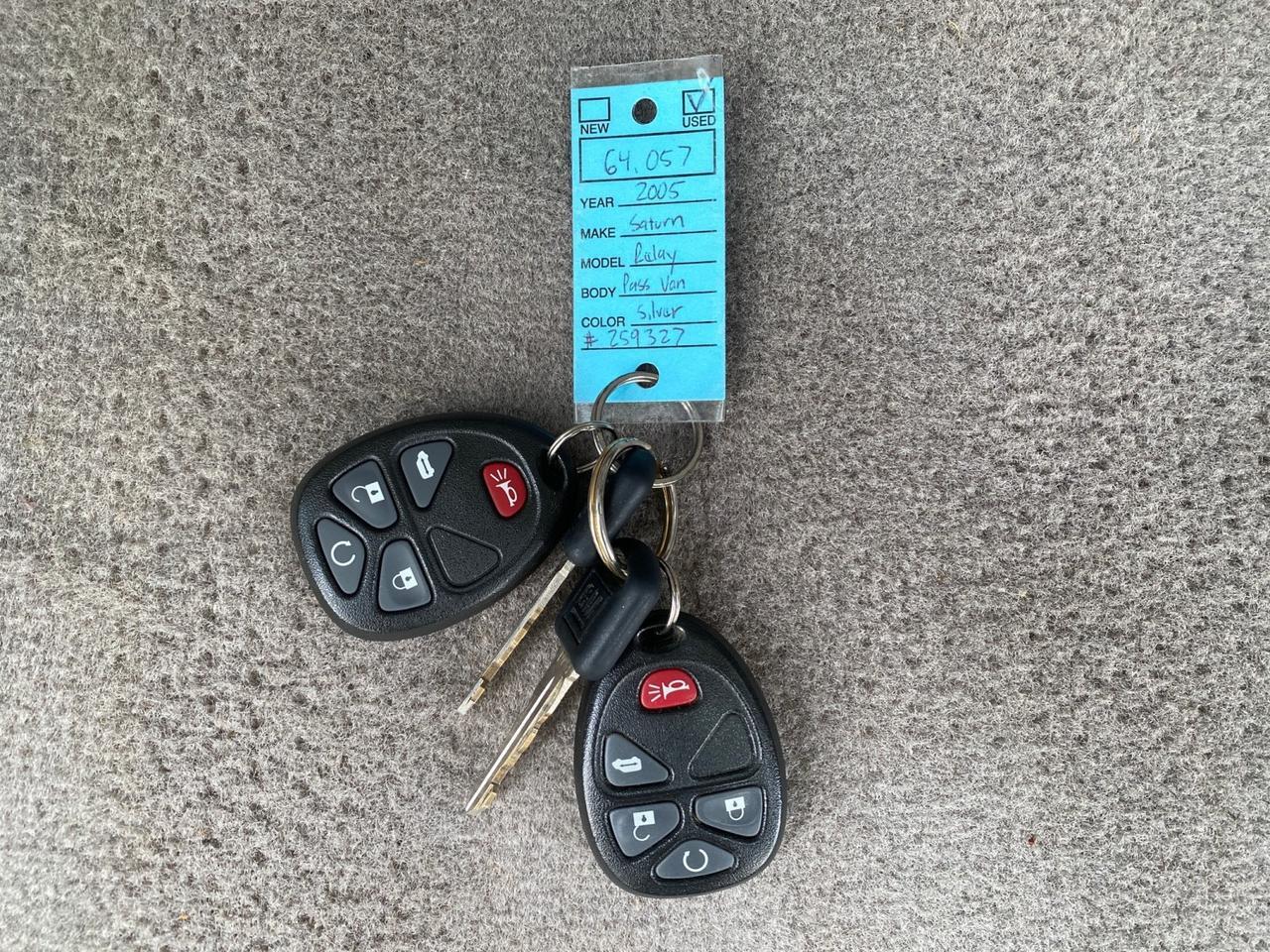 2005 Saturn Relay Relay 2 VAN LOW MILES 64,057 1 OWNER Pompano Beach FL