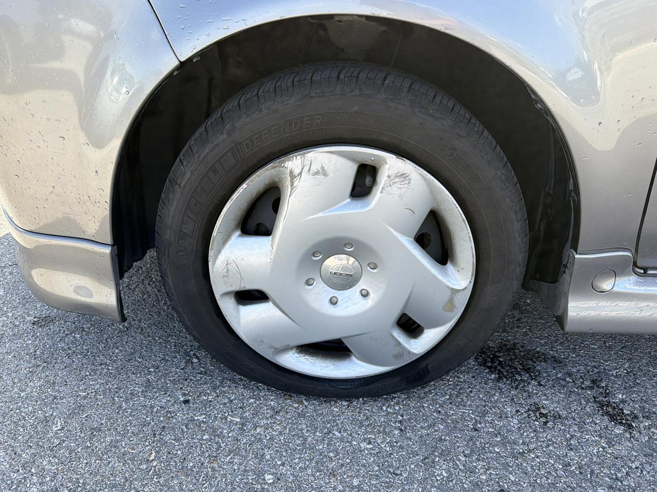 2005 Scion xB