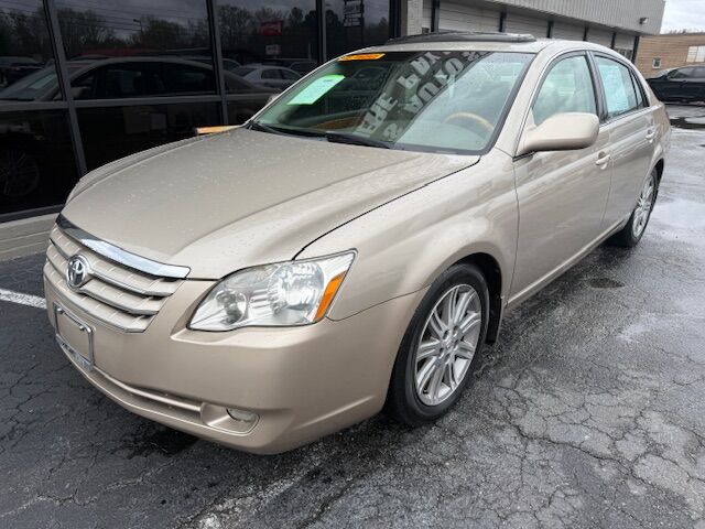 2005 TOYOTA AVALON Limited Greensboro NC
