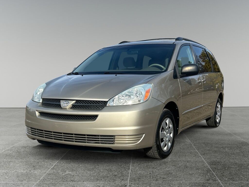 2005 TOYOTA SIENNA CE