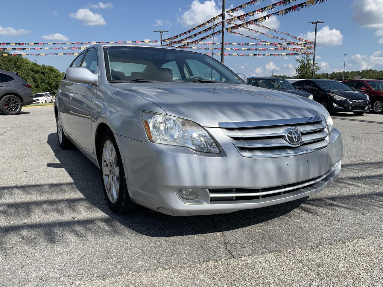 2005 Toyota Avalon Limited Sedan 4D Aurora MO
