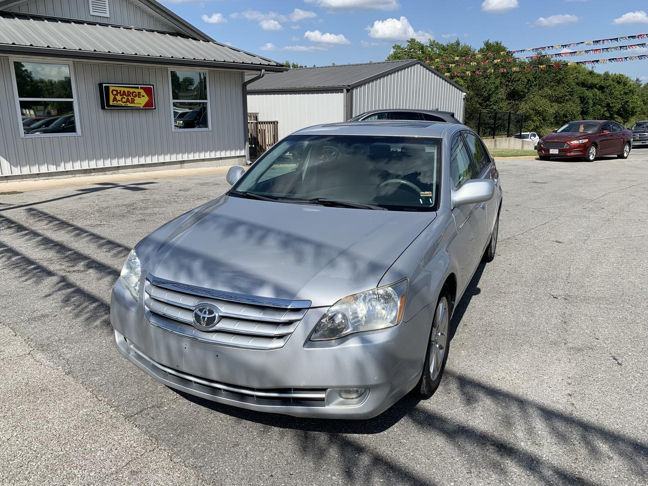 2005 Toyota Avalon Limited Sedan 4D Aurora MO