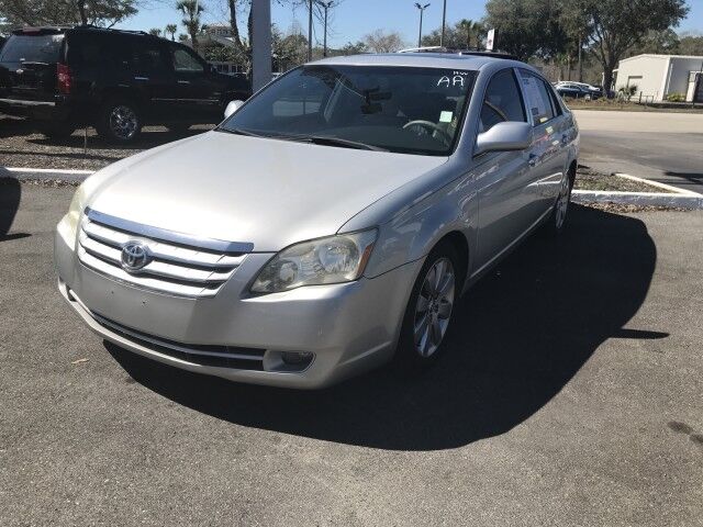 2005 Toyota Avalon XL