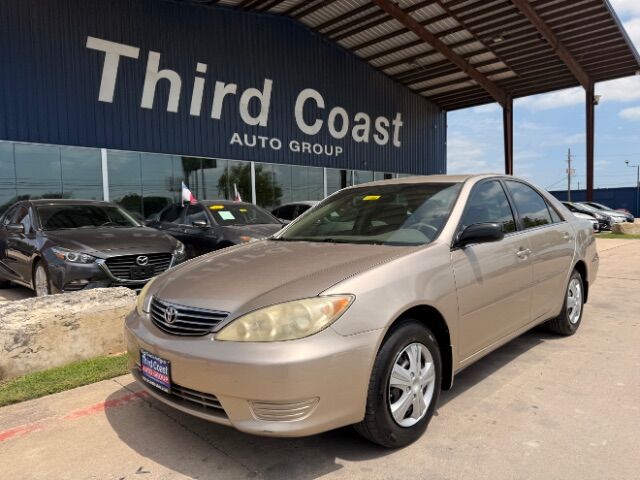 2005 Toyota Camry LE