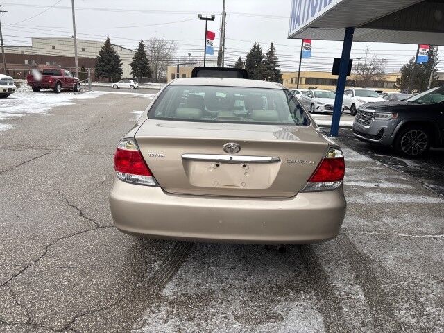 2005 Toyota Camry LE Cleveland OH