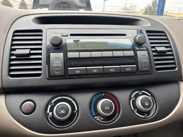 2005 Toyota Camry LE Cleveland OH