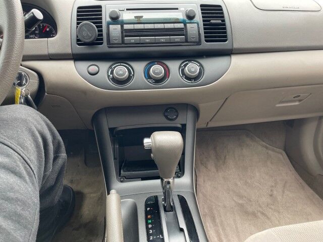 2005 Toyota Camry LE Cleveland OH