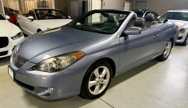 2005 Toyota Camry Solara SLE 2dr Convertible