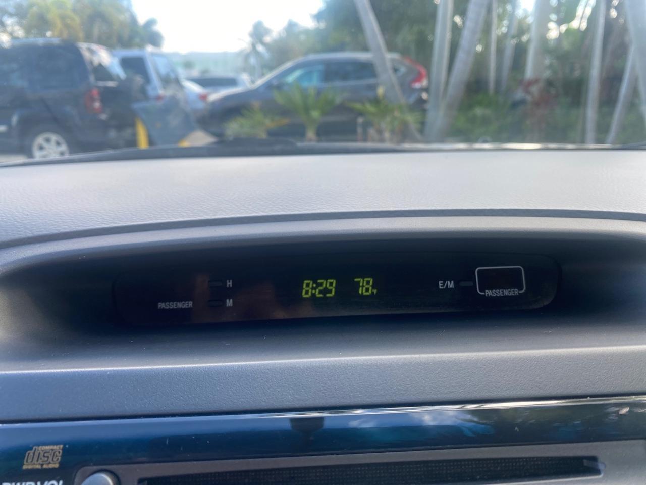 2005 Toyota Camry XLE LOW MILES 68,563 1 OWNER Pompano Beach FL