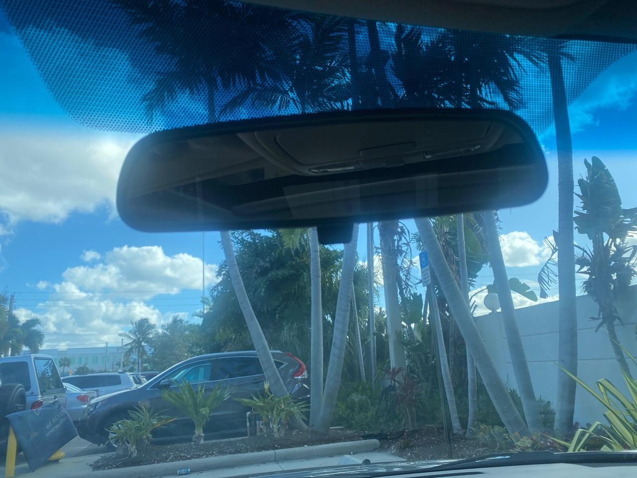 2005 Toyota Camry XLE LOW MILES 68,563 1 OWNER Pompano Beach FL