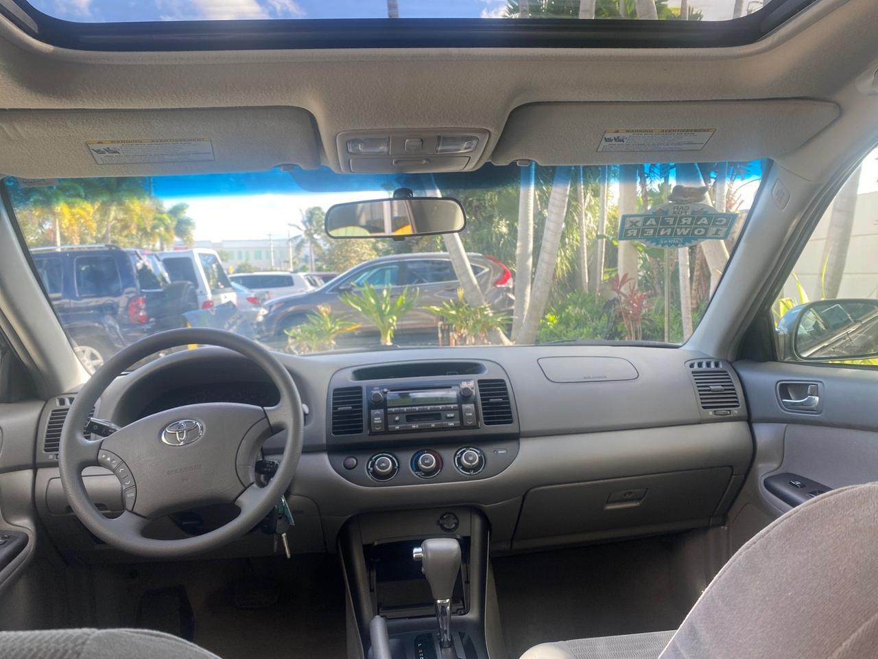 2005 Toyota Camry XLE LOW MILES 68,563 1 OWNER Pompano Beach FL