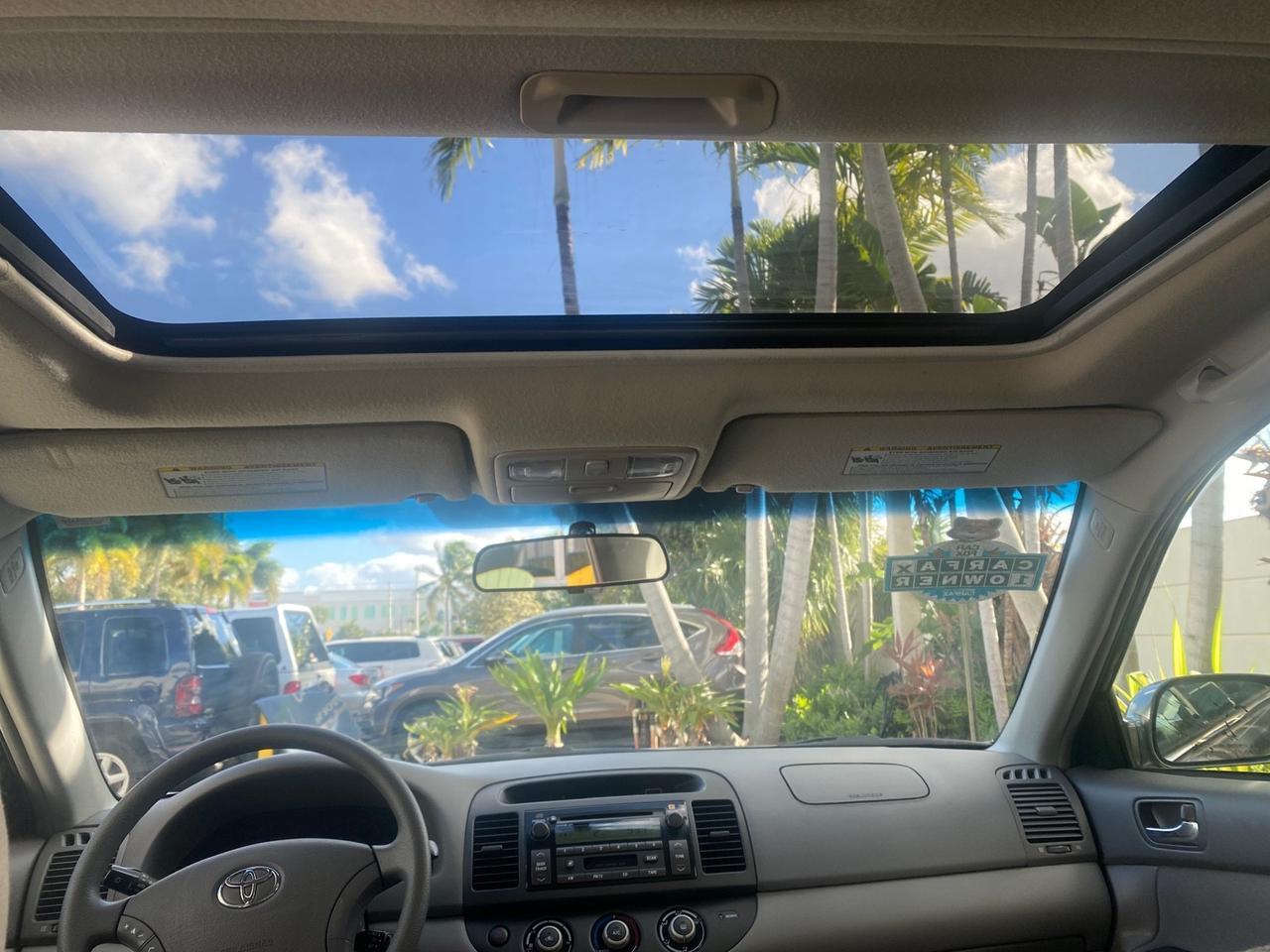 2005 Toyota Camry XLE LOW MILES 68,563 1 OWNER Pompano Beach FL