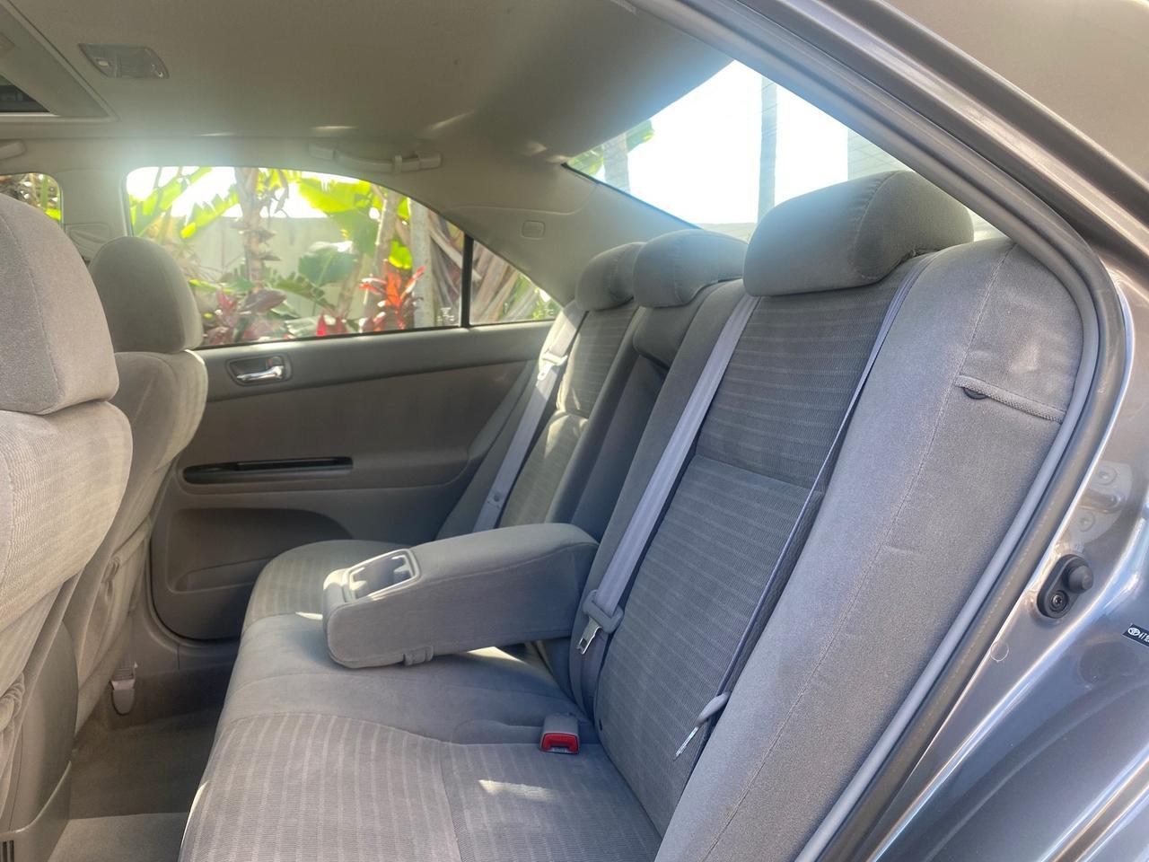 2005 Toyota Camry XLE LOW MILES 68,563 1 OWNER Pompano Beach FL