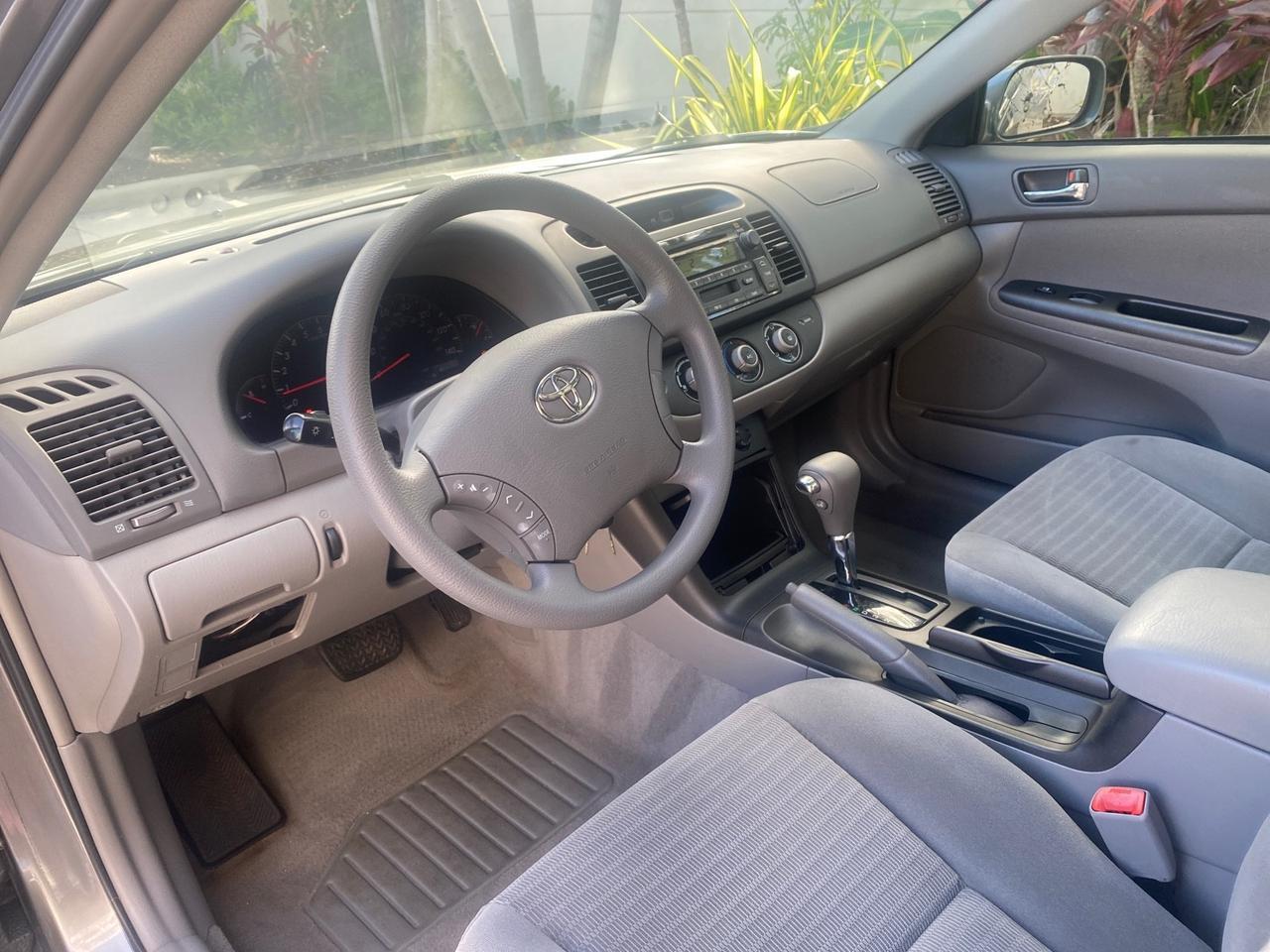 2005 Toyota Camry XLE LOW MILES 68,563 1 OWNER Pompano Beach FL