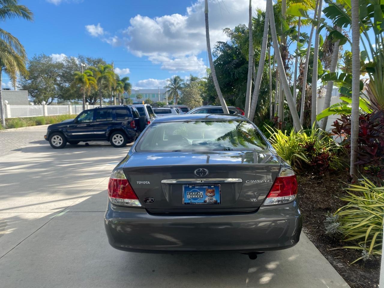 2005 Toyota Camry XLE LOW MILES 68,563 1 OWNER Pompano Beach FL
