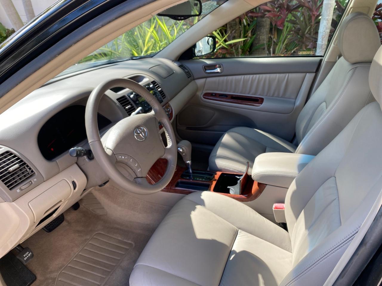 2005 Toyota Camry XLE LOW MILES 76,231 1 OWNER Pompano Beach FL