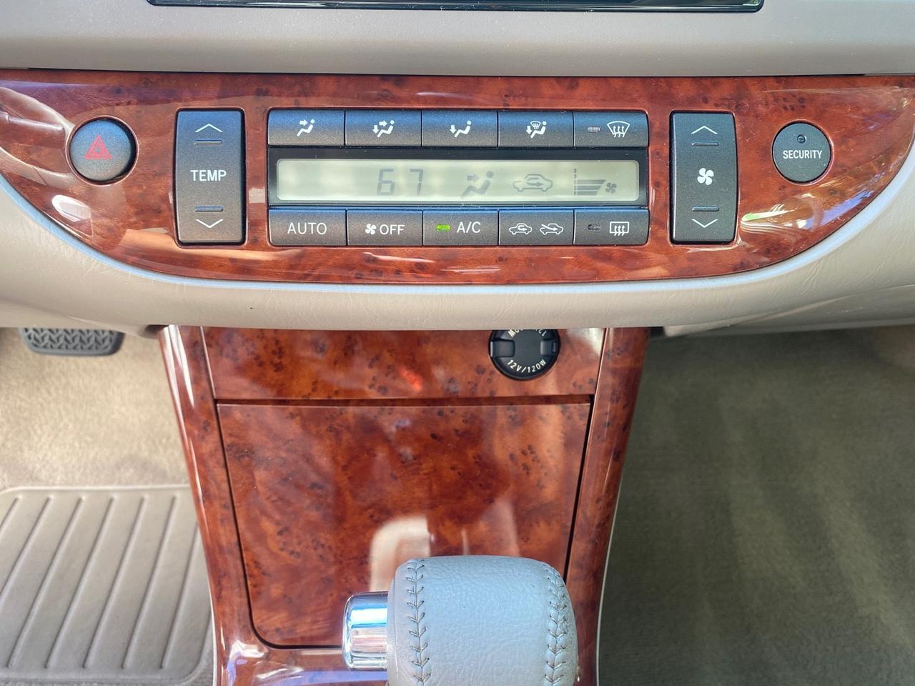 2005 Toyota Camry XLE LOW MILES 76,231 1 OWNER Pompano Beach FL