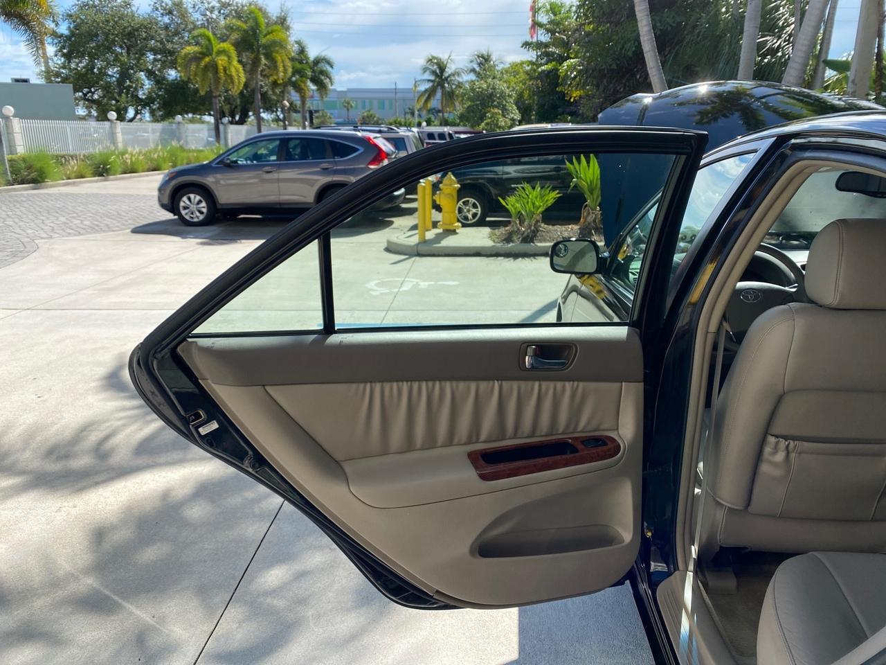 2005 Toyota Camry XLE LOW MILES 76,231 1 OWNER Pompano Beach FL
