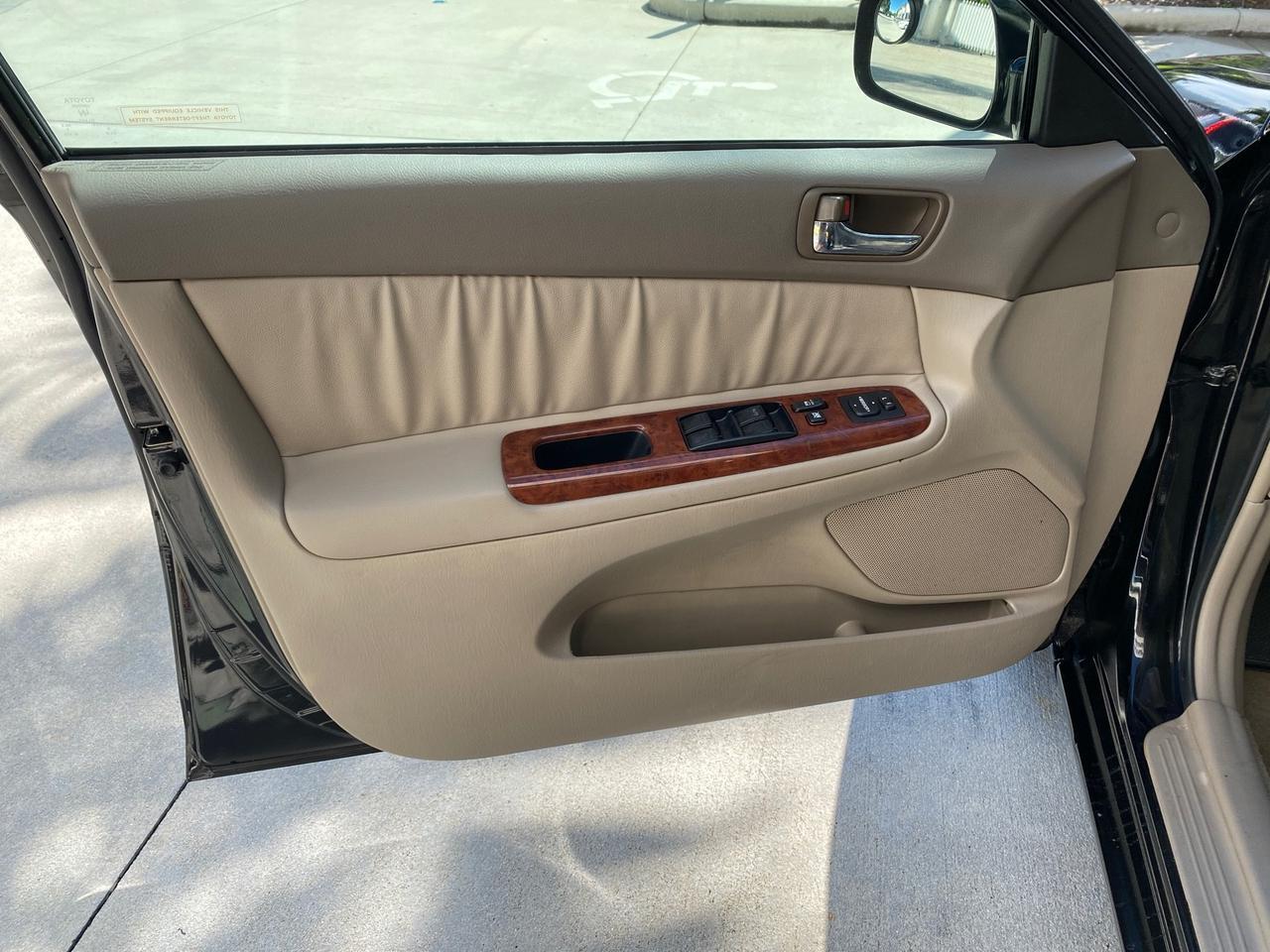 2005 Toyota Camry XLE LOW MILES 76,231 1 OWNER Pompano Beach FL