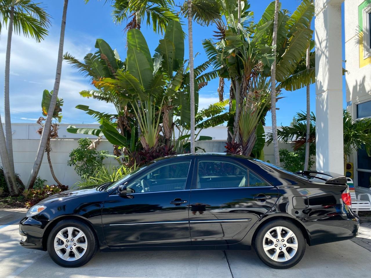 2005 Toyota Camry XLE LOW MILES 76,231 1 OWNER Pompano Beach FL